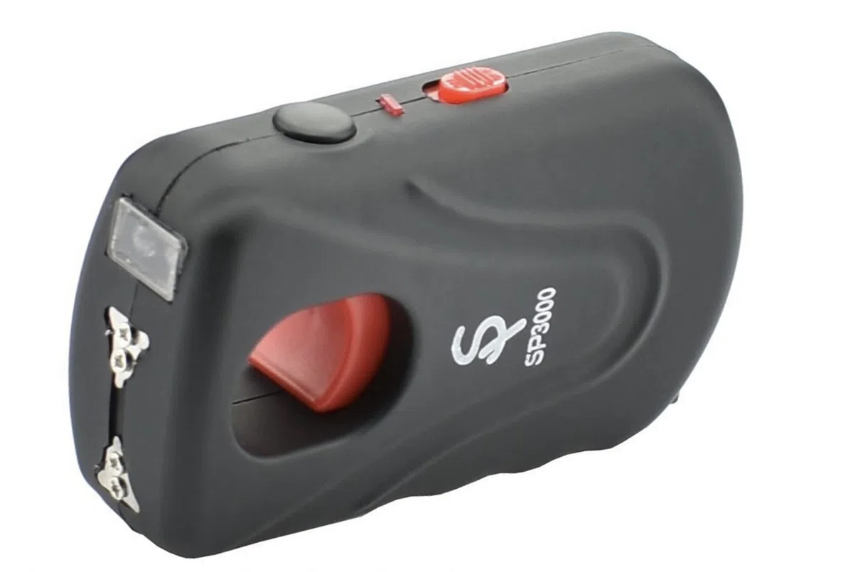 Pelta DÉFENSE STUN Gun Power Shocker SP 3 000 000 Volts