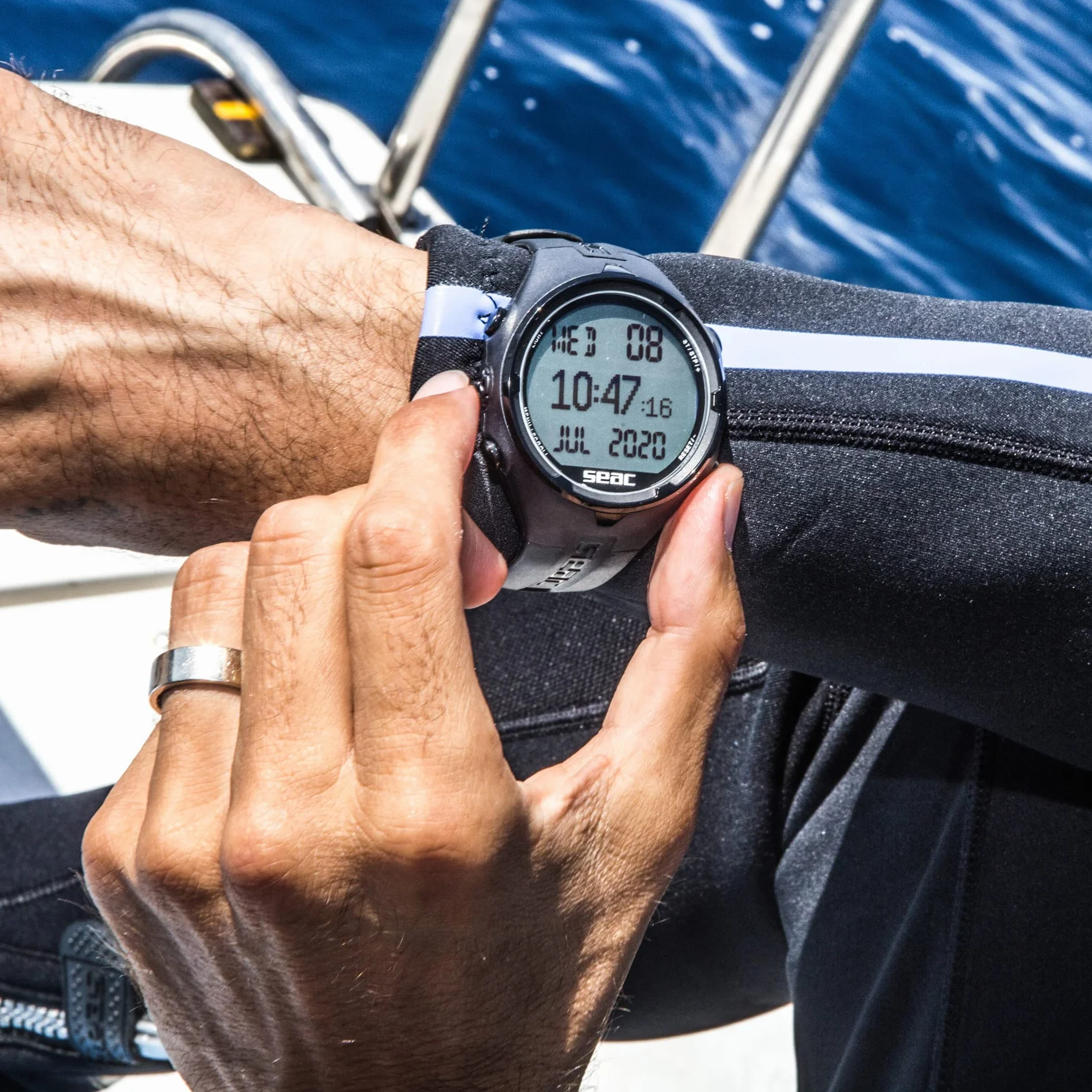 Seac Action, Tauchcomputer für Gerätetauchen und Freediving, Logbuch, Dive Planner, Safety Alarme